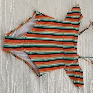 Vertical Striped One-piece Bathing Suit